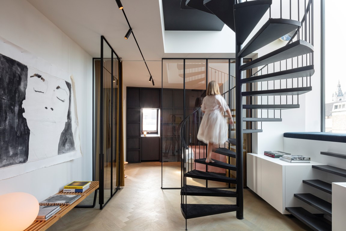 interior | Caan